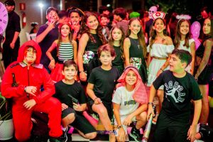 Leia mais sobre o artigo Noite Mágica no Tropical: Festa à Fantasia e Tropicana Especial encantam o Clube